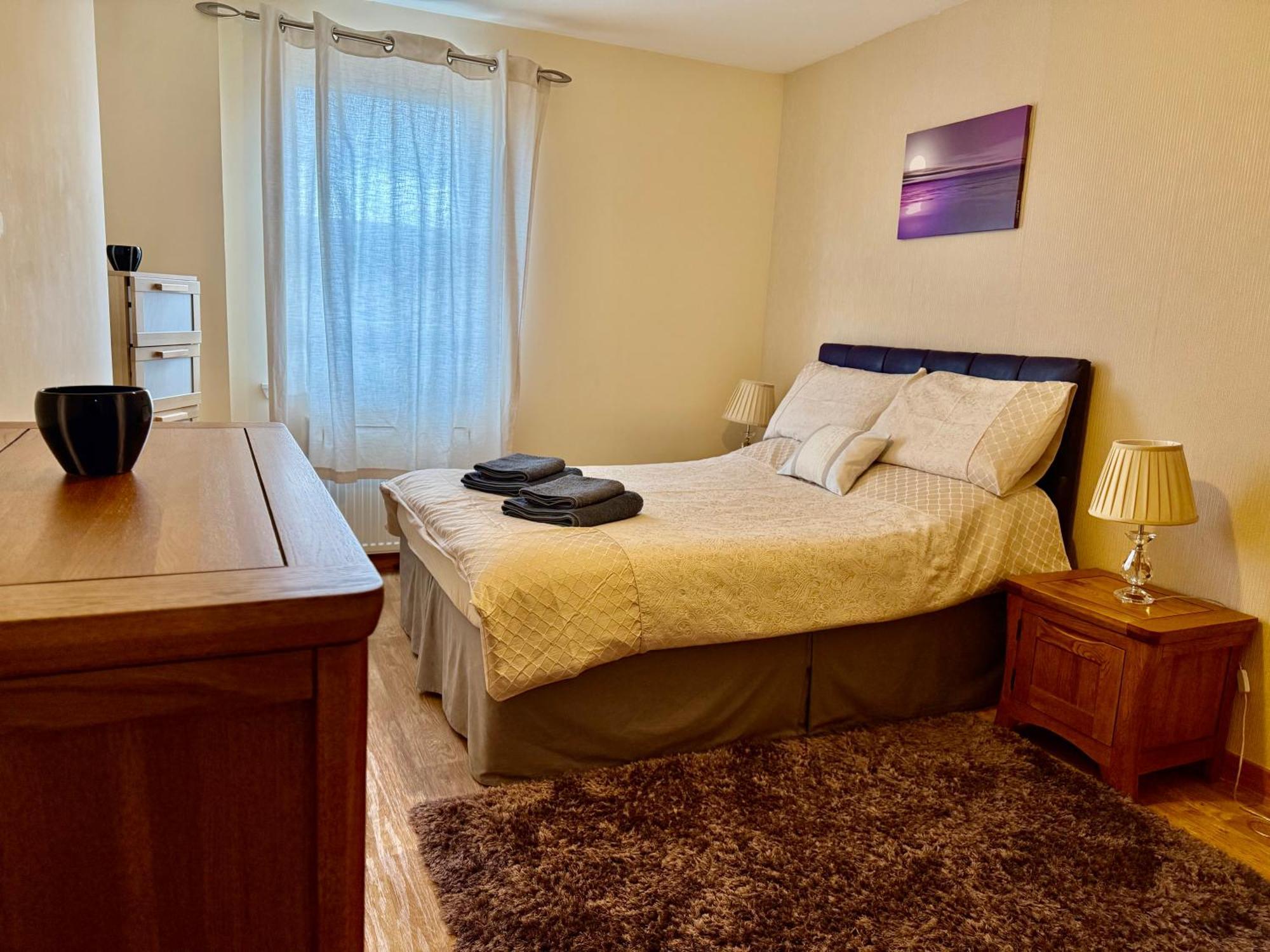 Azim And Suzi'S City Centre Apartment إينفيرنيس المظهر الخارجي الصورة